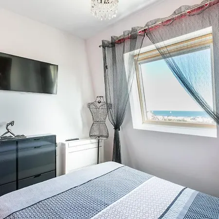 公寓 Sea View Port Nature 5 *